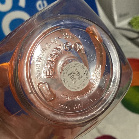 2015 Slurpee cup shaped like fish bowl with curly straw 6” - Picture 3 of 3